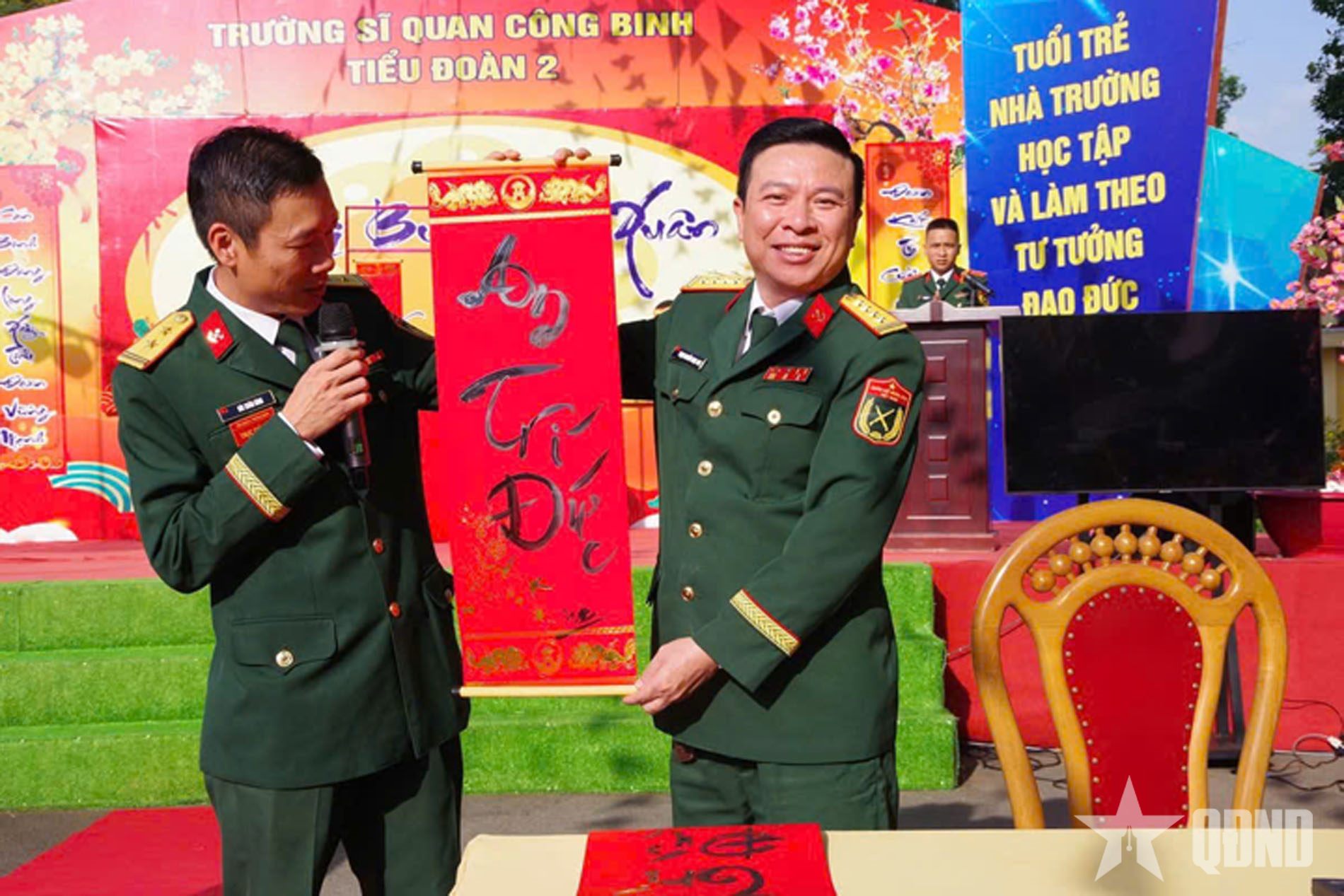 Ấn tượng chương trình bình báo xuân ở Trường Sĩ quan Công binh